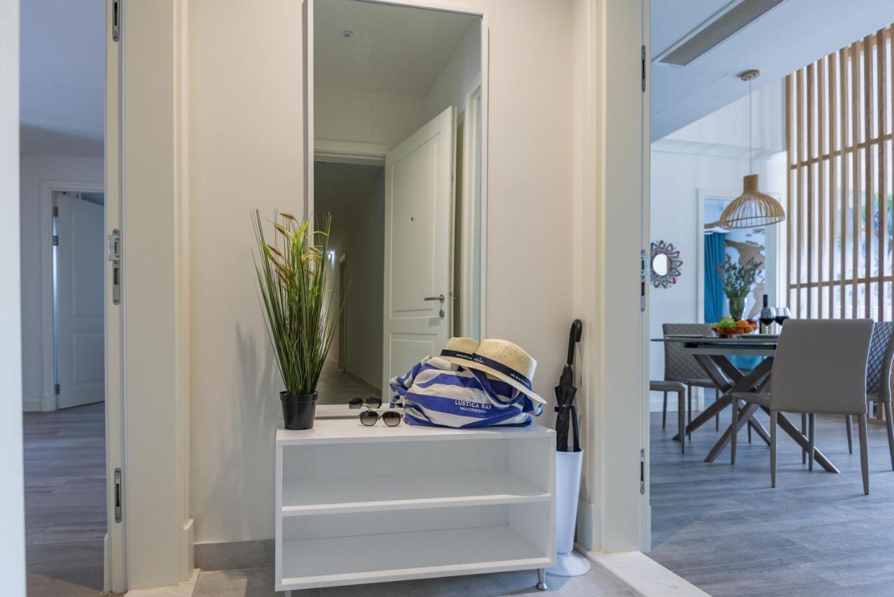 Lustica Apartments Central Тиват Екстер'єр фото