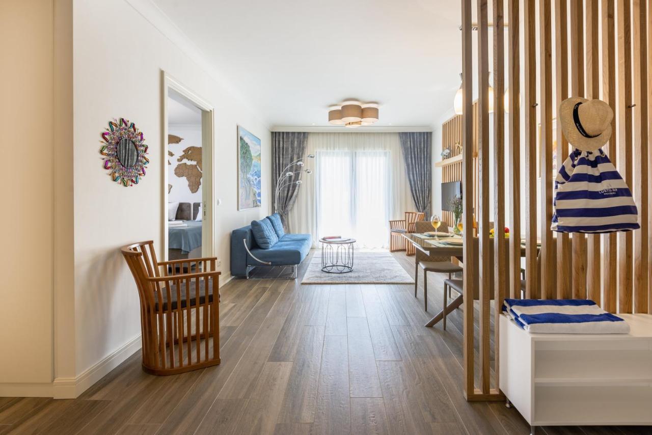 Lustica Apartments Central Тиват Екстер'єр фото