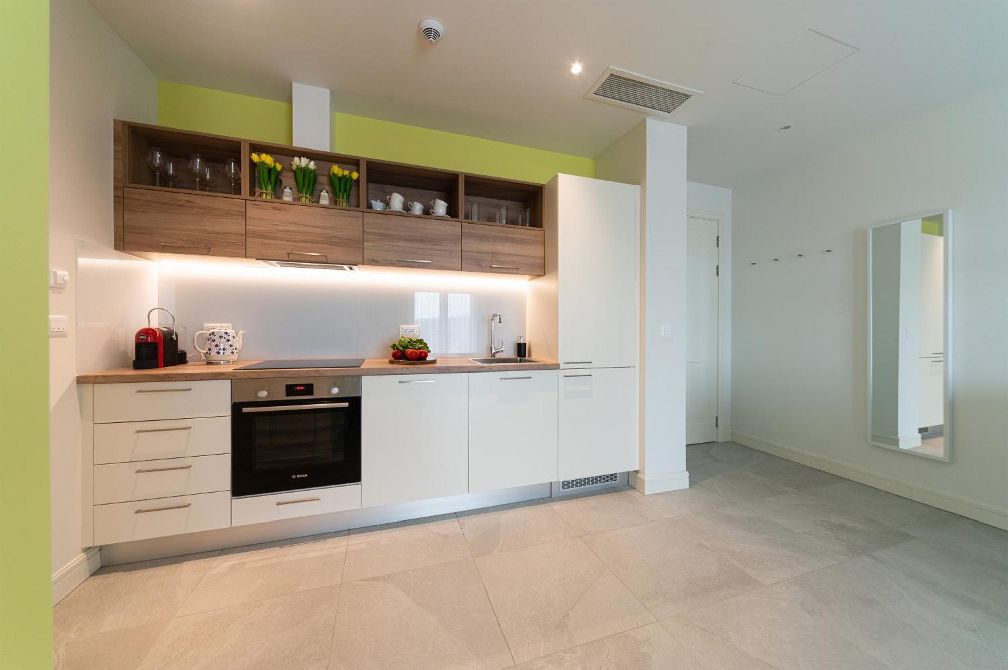 Lustica Apartments Central Тиват Екстер'єр фото